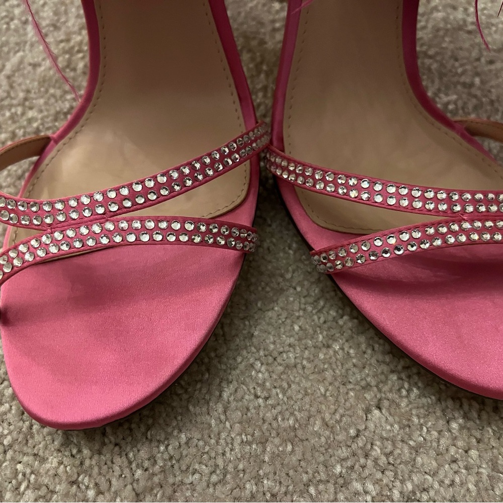 Nina Pink Feathered Heels - Picture 2 of 5